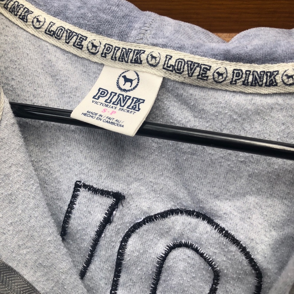 VS PINK black and grey track set